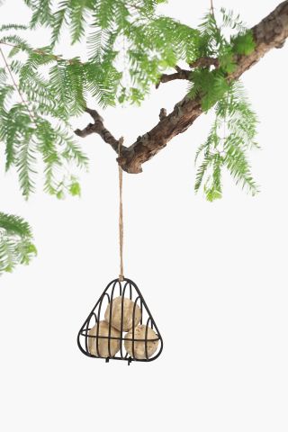 Nala driehoek - Vetbolhouder - Tuinvogelvoer - Zwart