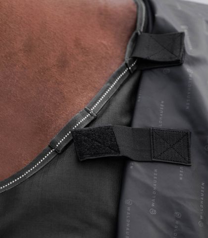 Waldhausen Arctic 100 gr - Winterdeken - Paardendeken - Zwart