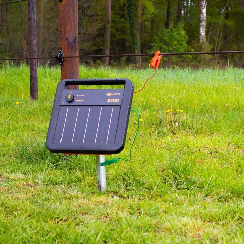 Gallagher Solar S100 met gratis Stander - Schrikdraadapparaten - 9600V - 1,0J - 1 