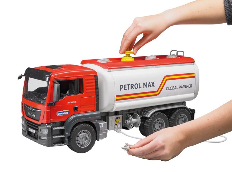 Bruder MAN TGS tankwagen 1:16 - Logistiek
